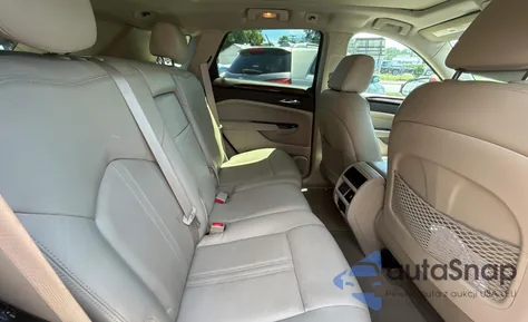 2015 Cadillac Srx Luxury Collection z USA, uszkodzony, nr VIN 3GYFNBE37FS569840